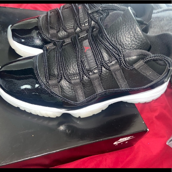 Shoes - Picture 3 of 5